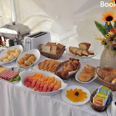 Apart Hotel Violettas โกชาบัมบา ภายนอก รูปภาพ